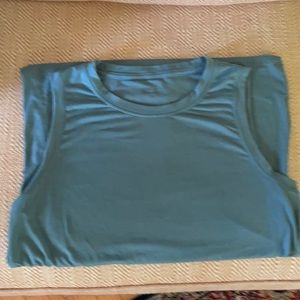 Athleta Essence 2.0 Vital tank